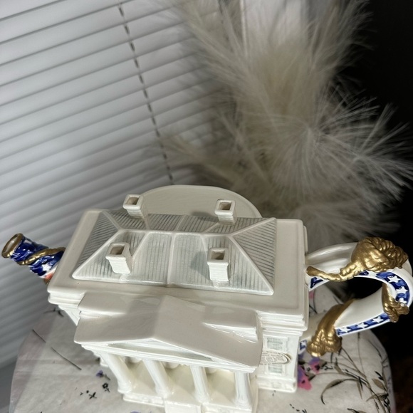 The White House Teapot - Picture 8 of 10